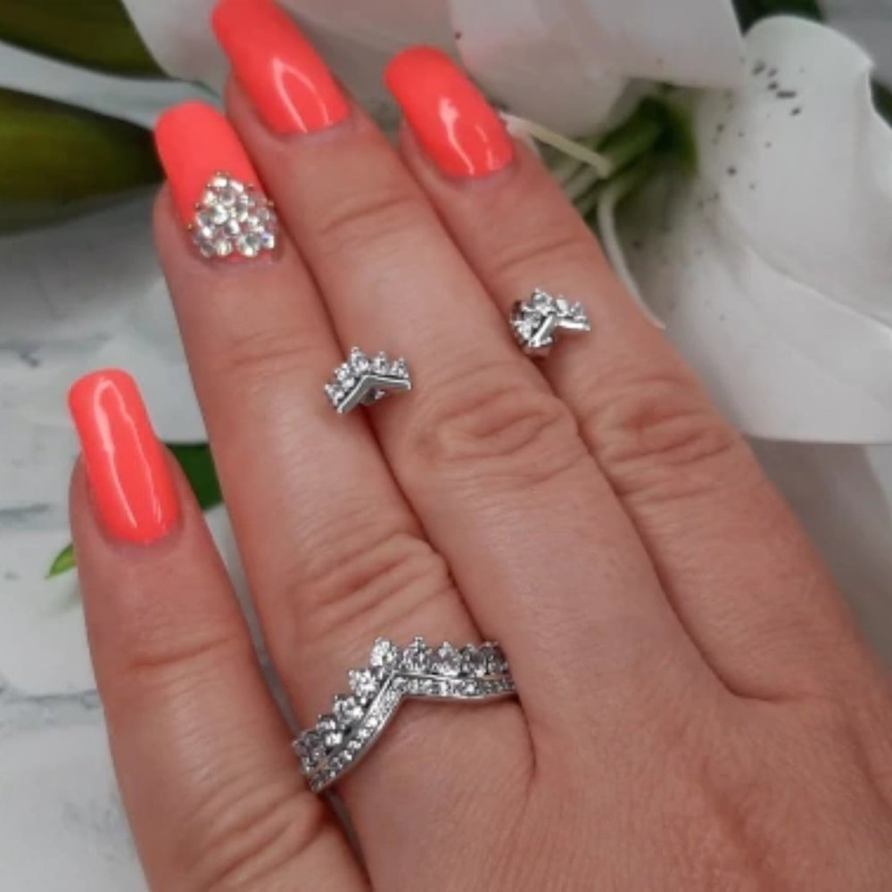 Sale 925 Sterling CZ Ring - Picture 5 of 7
